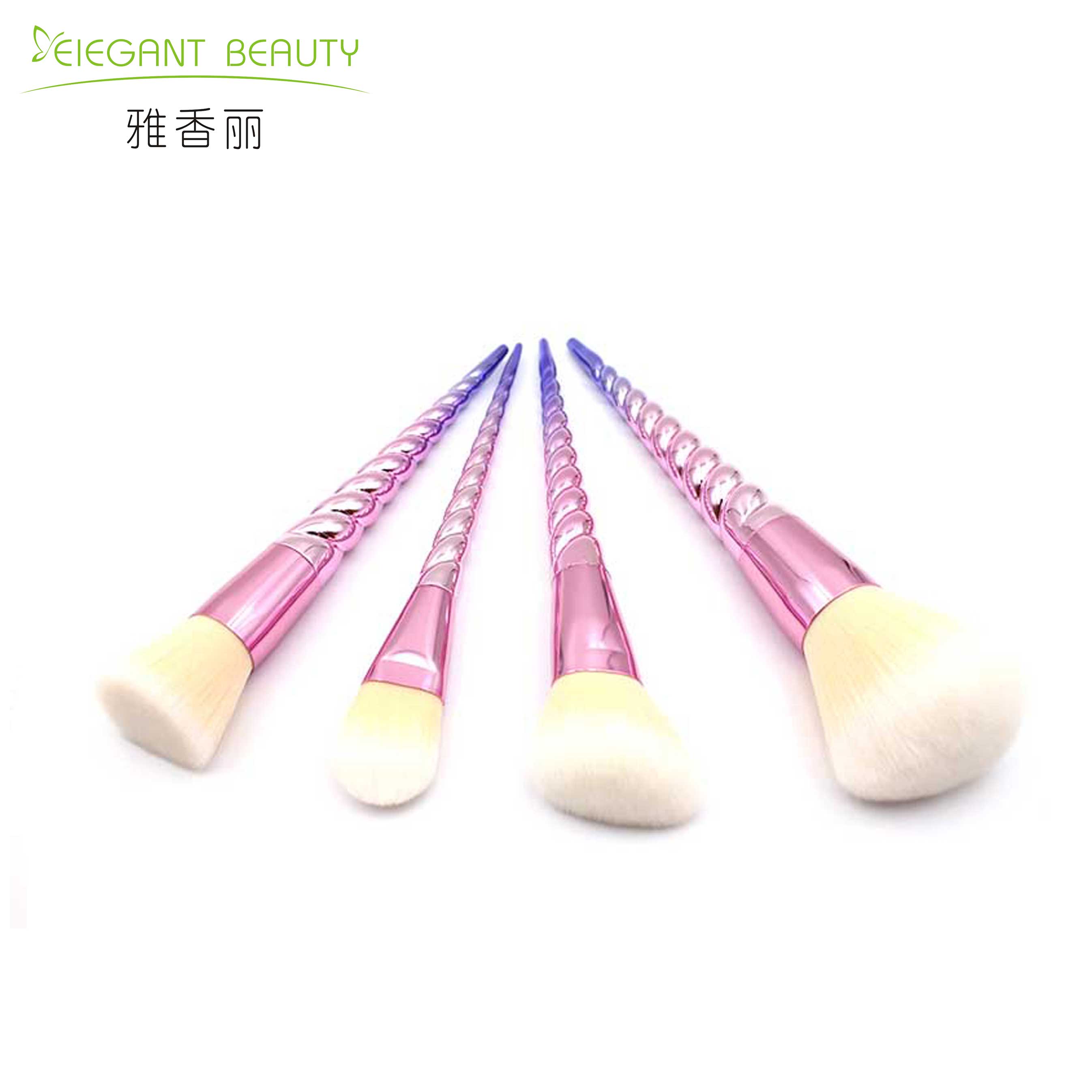 如何正确使用和保养化妆刷?